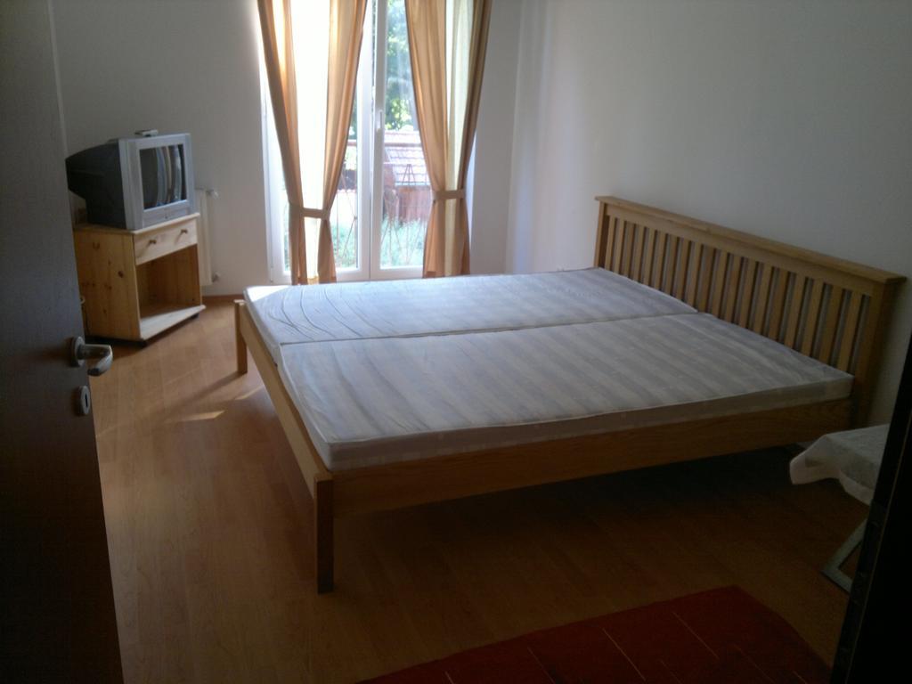 Villa Palazzo Apartments Siófok Quarto foto